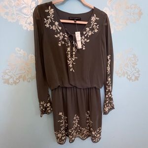✨NWT: White House Black Market embroidered dress:6